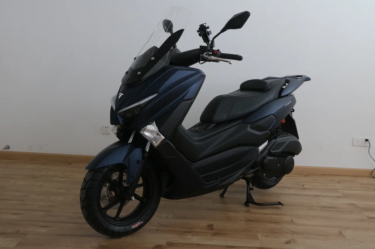 Скутер MAX RS  - 150cc (replica Yamaha TMAX) Инжектор EFI Lifan, ABS — Сине-чёрный