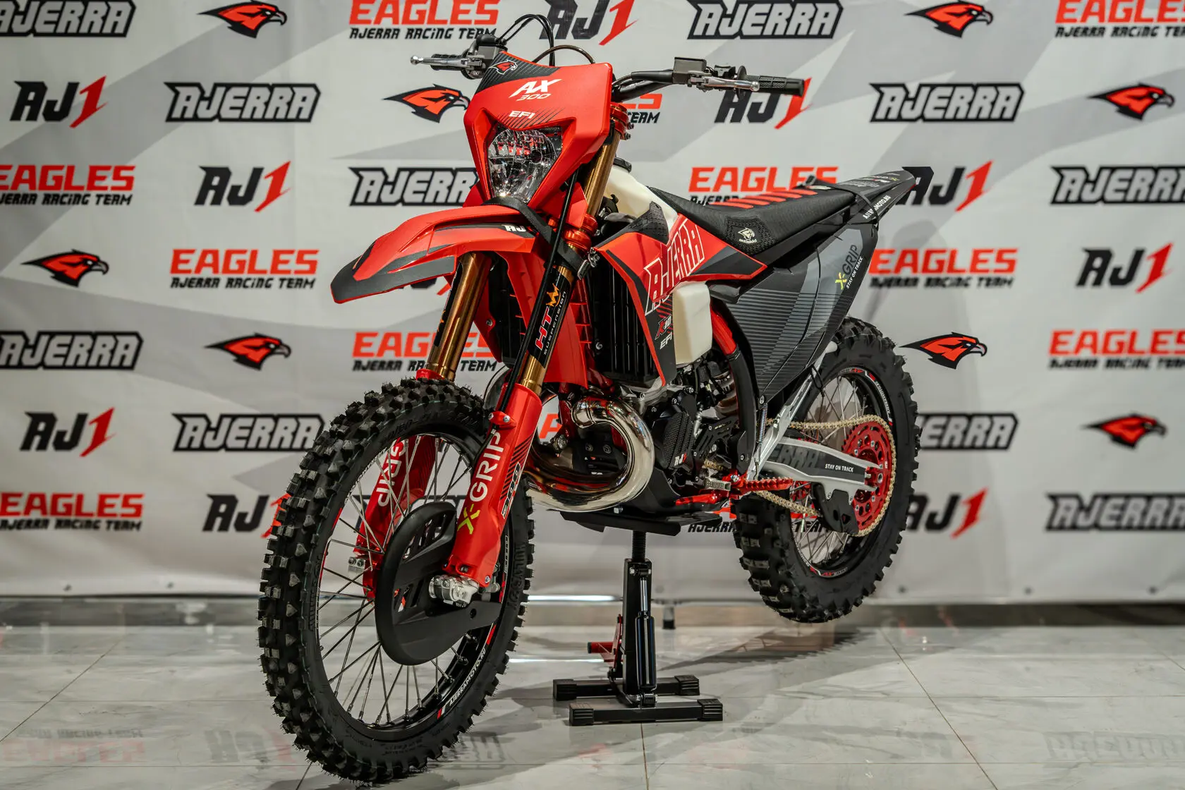 Мотоцикл AJERRA AX300-2T EFI