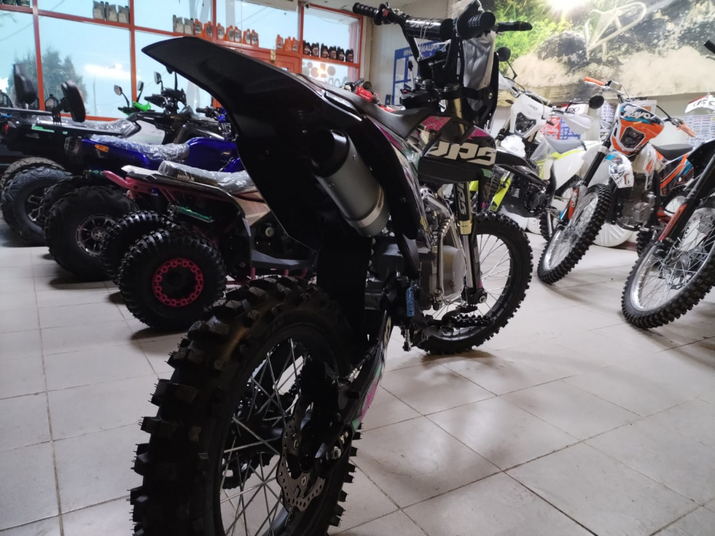 WhatsApp Image 2024-12-08 at 16.08.15 (3).jpeg