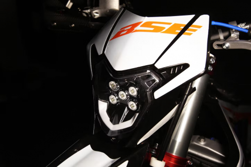 Мотоцикл BSE Z8 ( ZS177MM 21/18 )