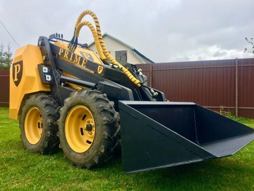 Бортовой минипогрузчик