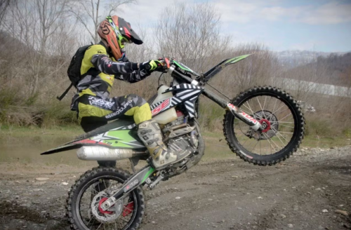 Мотоцикл BSE T8 T серия 2023г Мотоцикл BSE T8 T серия 2023г